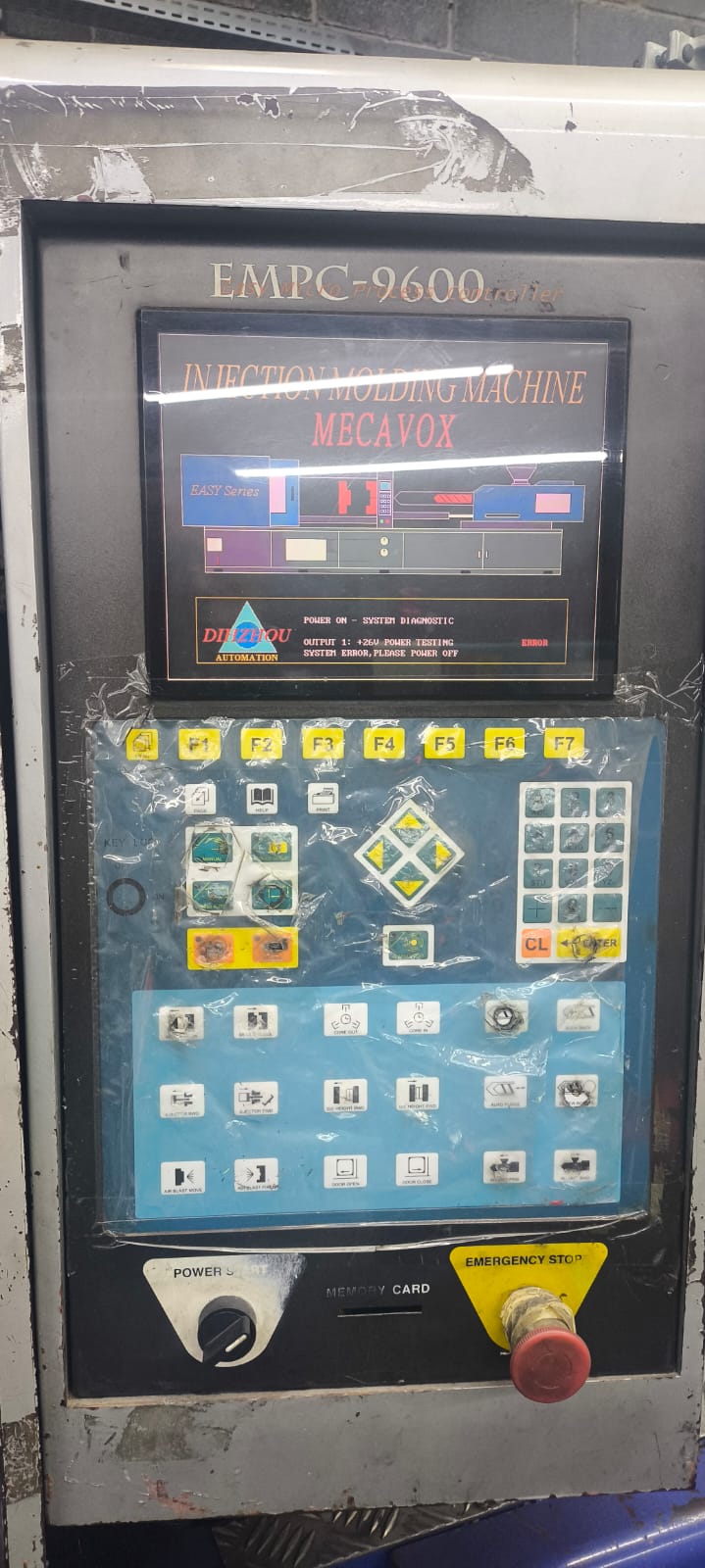 Injetora de Plástico - Imagem 4